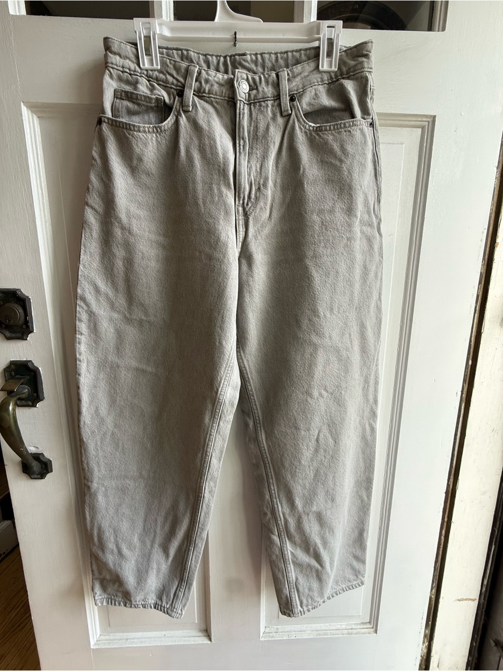 High-Rise Barrel Women's Jeans in Light Gray - Relaxed Fit